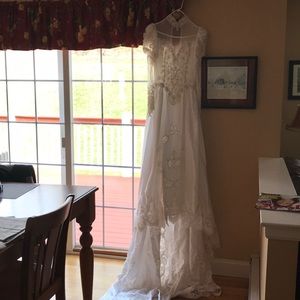 Wedding gown